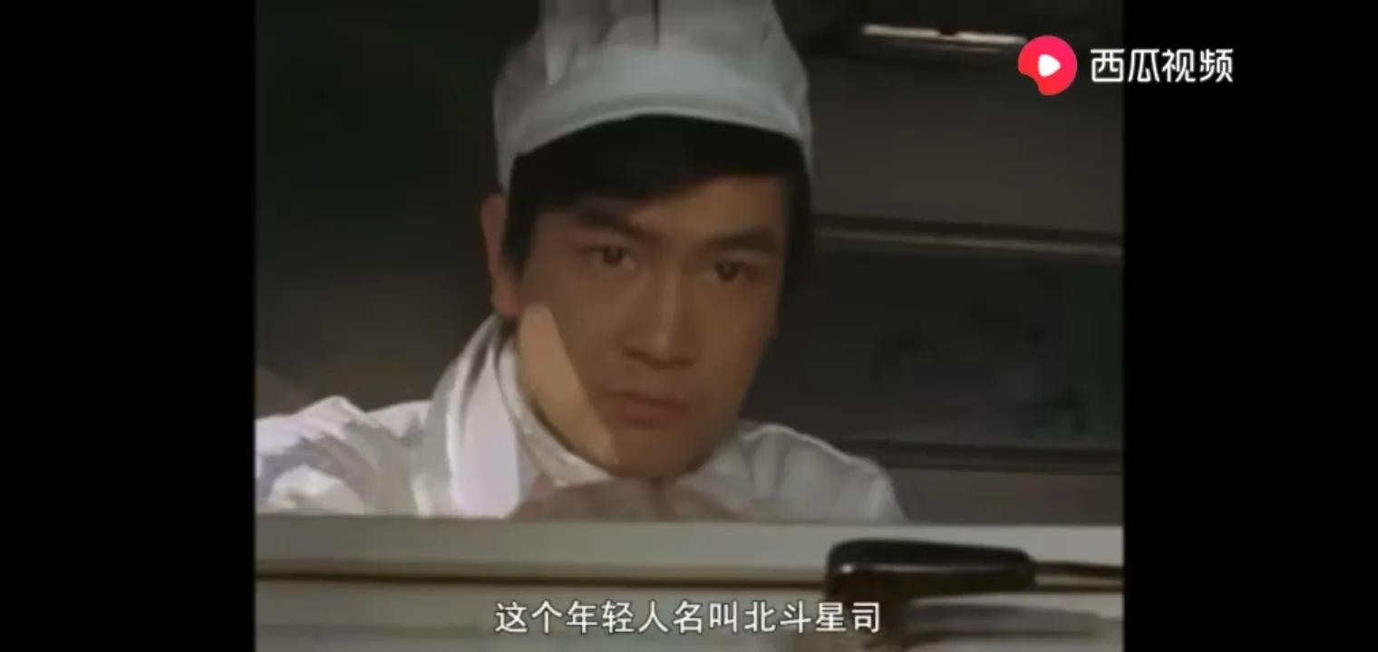 仔细盘点1966年到1996年的奥特曼