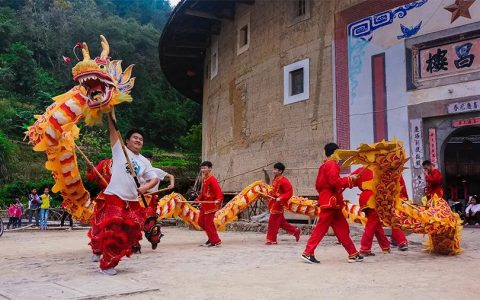 元宵节简笔画 夜鱼龙舞——元宵节，中国的狂欢节