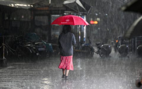 描写雨的句子 古代诗人们是如何描写雨的？